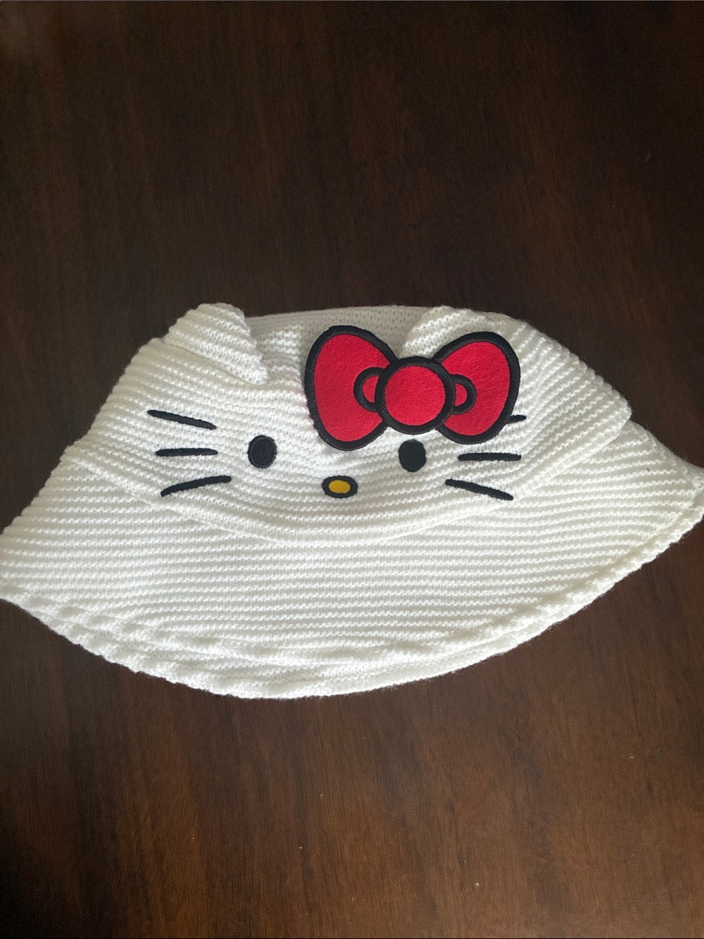 Hello Kitty White Knit Bucket Sun Hat with Red Bow Sanrio Japanese Cute Scene